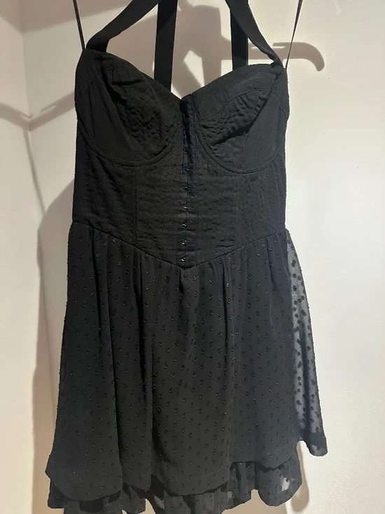GUESS Black Polkadot Mini Halter dress, size 2 - Picture 1 of 7